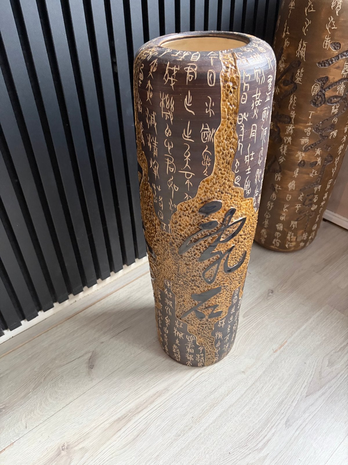 Set van 2 Grote Chinese Vazen - 60 cm en 65 cm, Antiek en Kunst, Antiek | Vazen, Ophalen of Verzenden