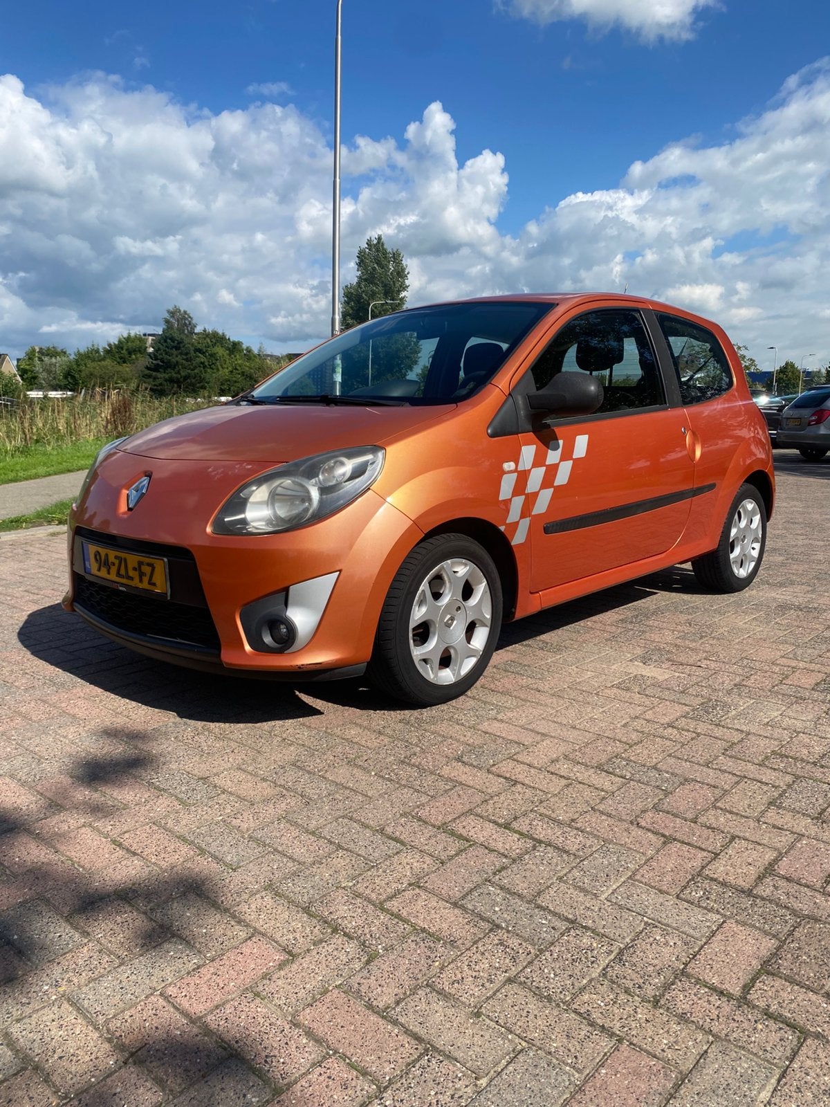 Renault Twingo 1.1 2008. Airco-El ramen. 1e eig. Inruil mog., Auto's, Voorwielaandrijving, 4 cilinders, Bruin, Origineel Nederlands