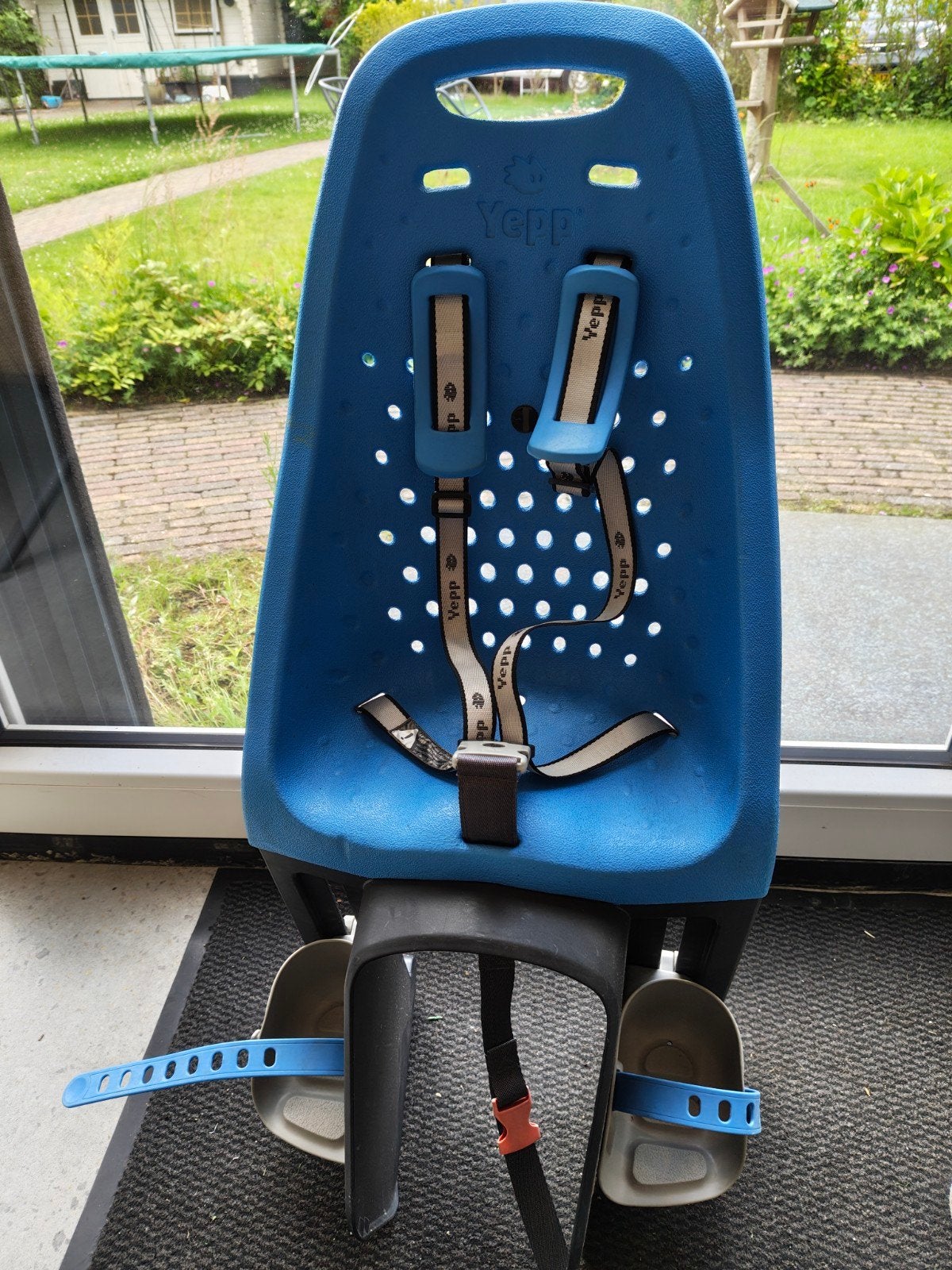 Yepp Easyfit Achterzitje Fietsstoeltje Blauw, Fietsen en Brommers, Fietsaccessoires | Fietsstoeltjes, Ophalen of Verzenden, Zo goed als nieuw
