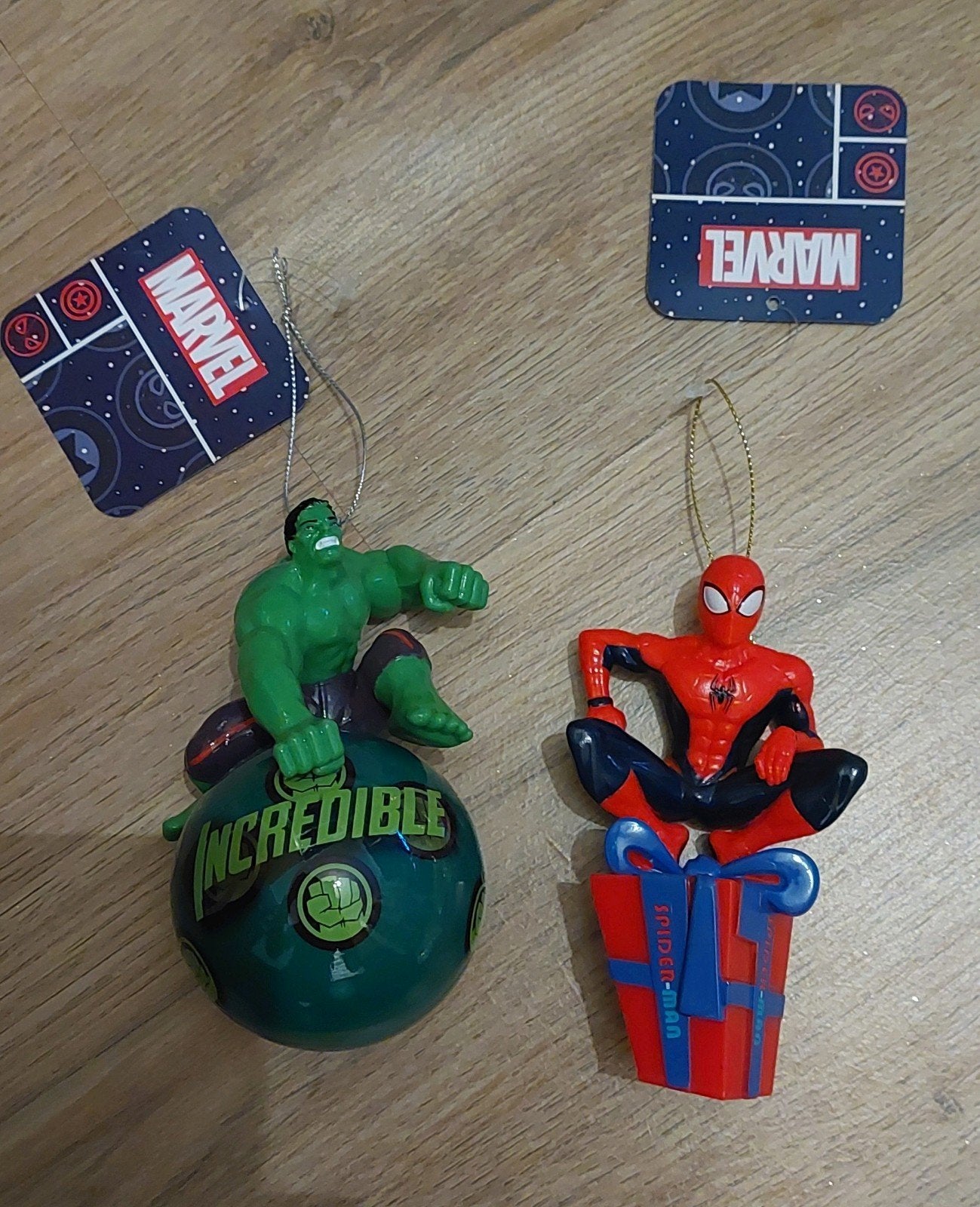 Intratuin Marvel kersthangers , spiderman en hulk beide nieu, Ophalen of Verzenden, Nieuw