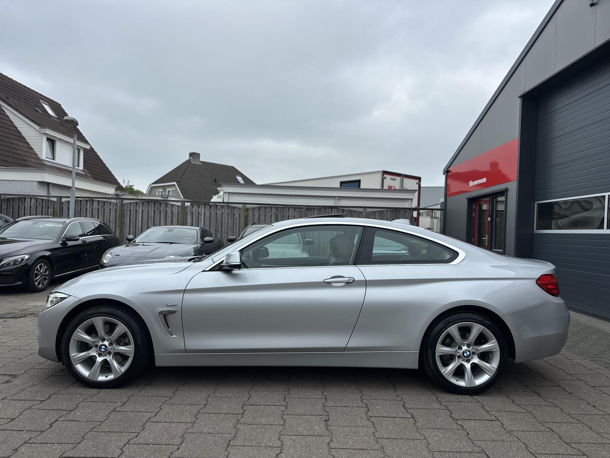 BMW 4-serie Coupé 430i xDrive Luxury Schuifdak, Auto's, Automaat, Gebruikt, Euro 6, 252 pk