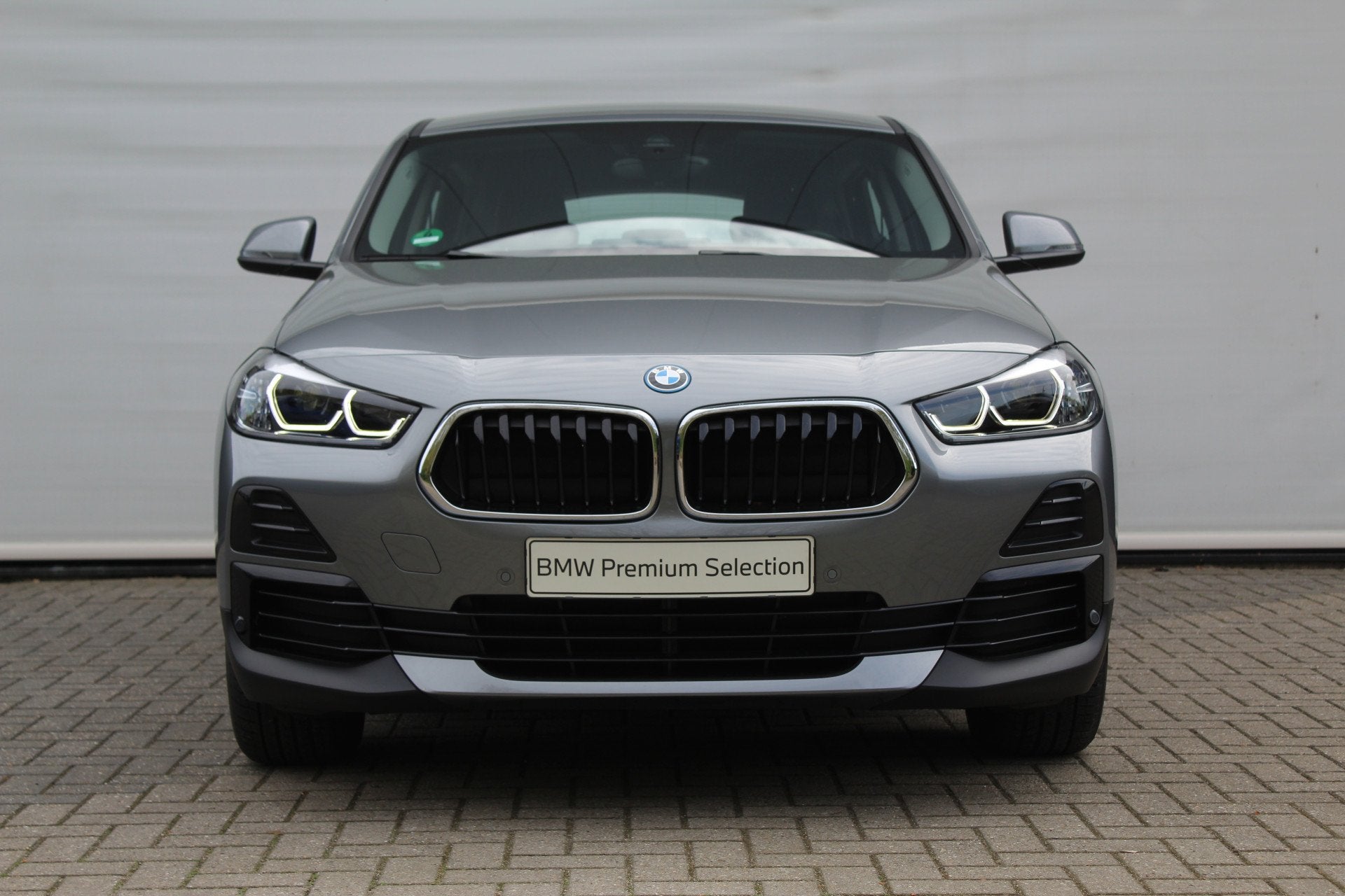 BMW X2 xDrive25e High Executive Automaat / Sportstoelen / Ac, Auto's, BMW, Automaat, Dealer onderhouden, Gebruikt, Euro 6