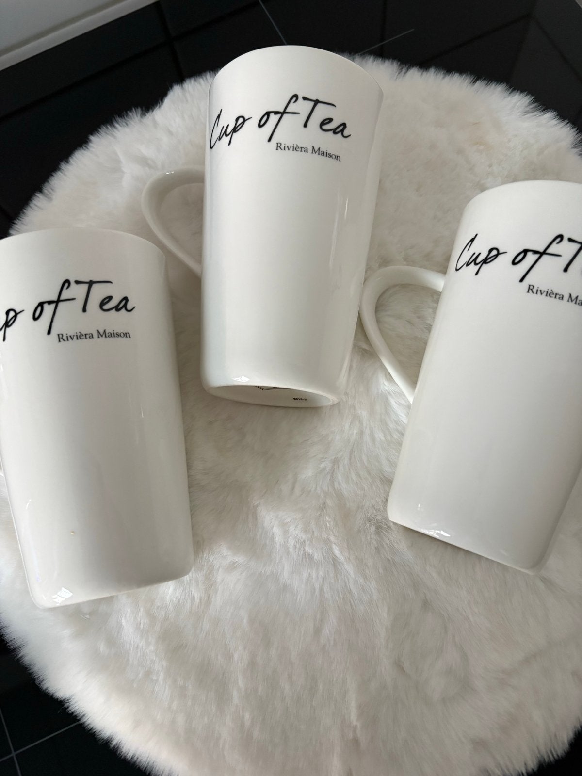 Set van 3 Rivièra Maison 'Cup of Tea' mokken, Overige merken, Keramiek, Zo goed als nieuw, Modern