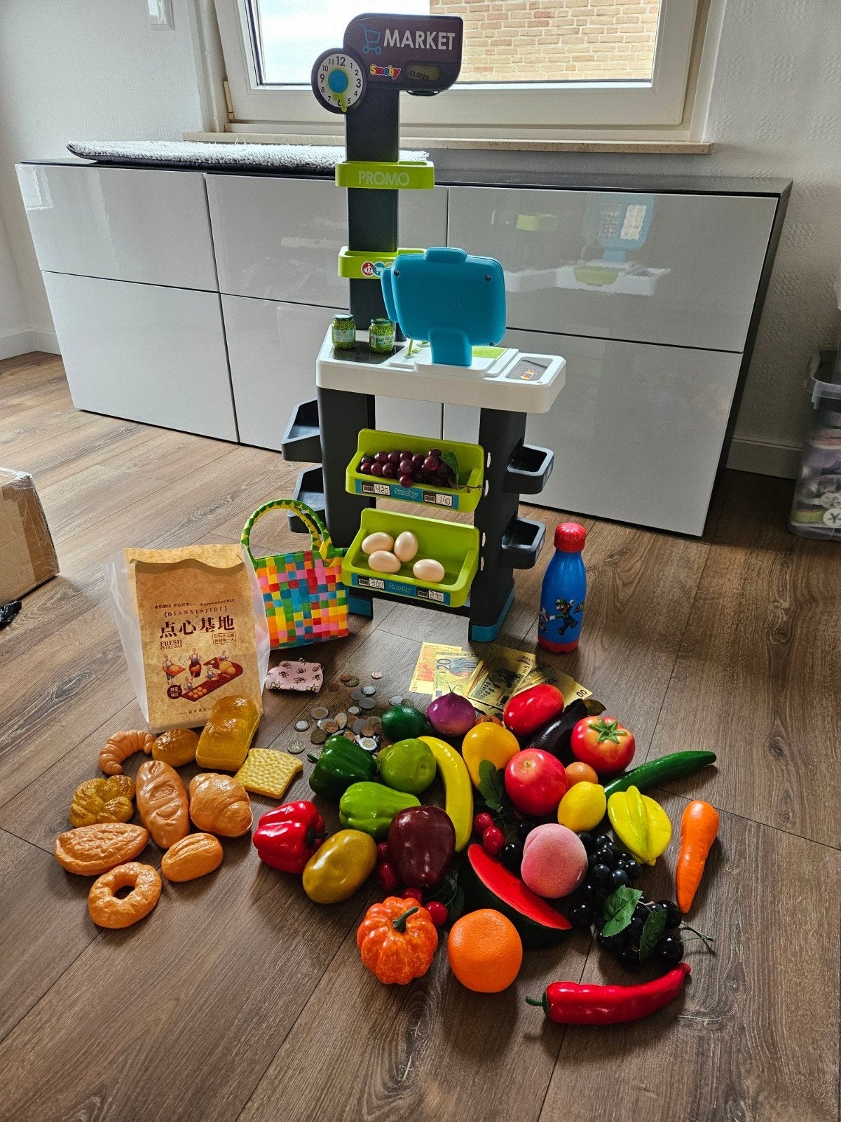 Smoby winkeltje met winkelkar, scanner, geld en accessoires, Kinderen en Baby's, Speelgoed | Overig, Ophalen, Zo goed als nieuw