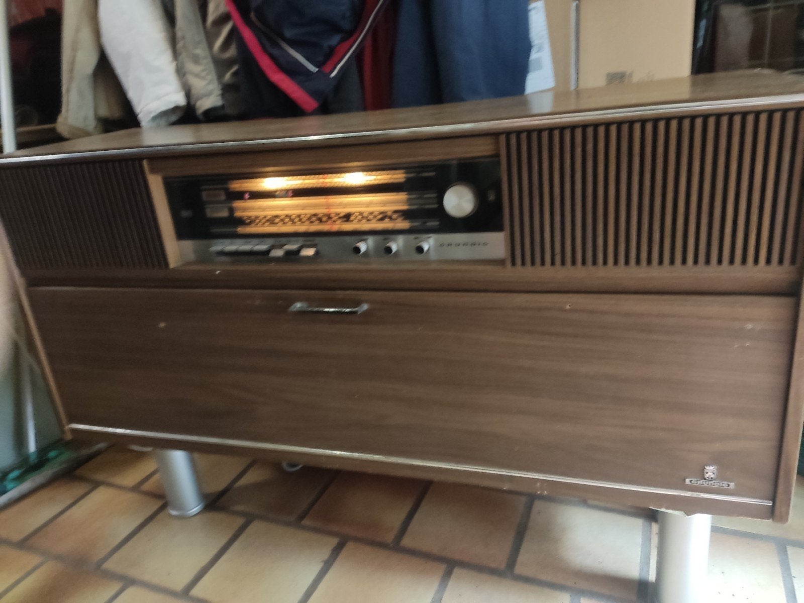 Grundig Stereo - Konzertschrank Mandello 4 met platenspeler, Audio, Tv en Foto, Vintage Televisies, Ophalen, Gebruikt, Grundig