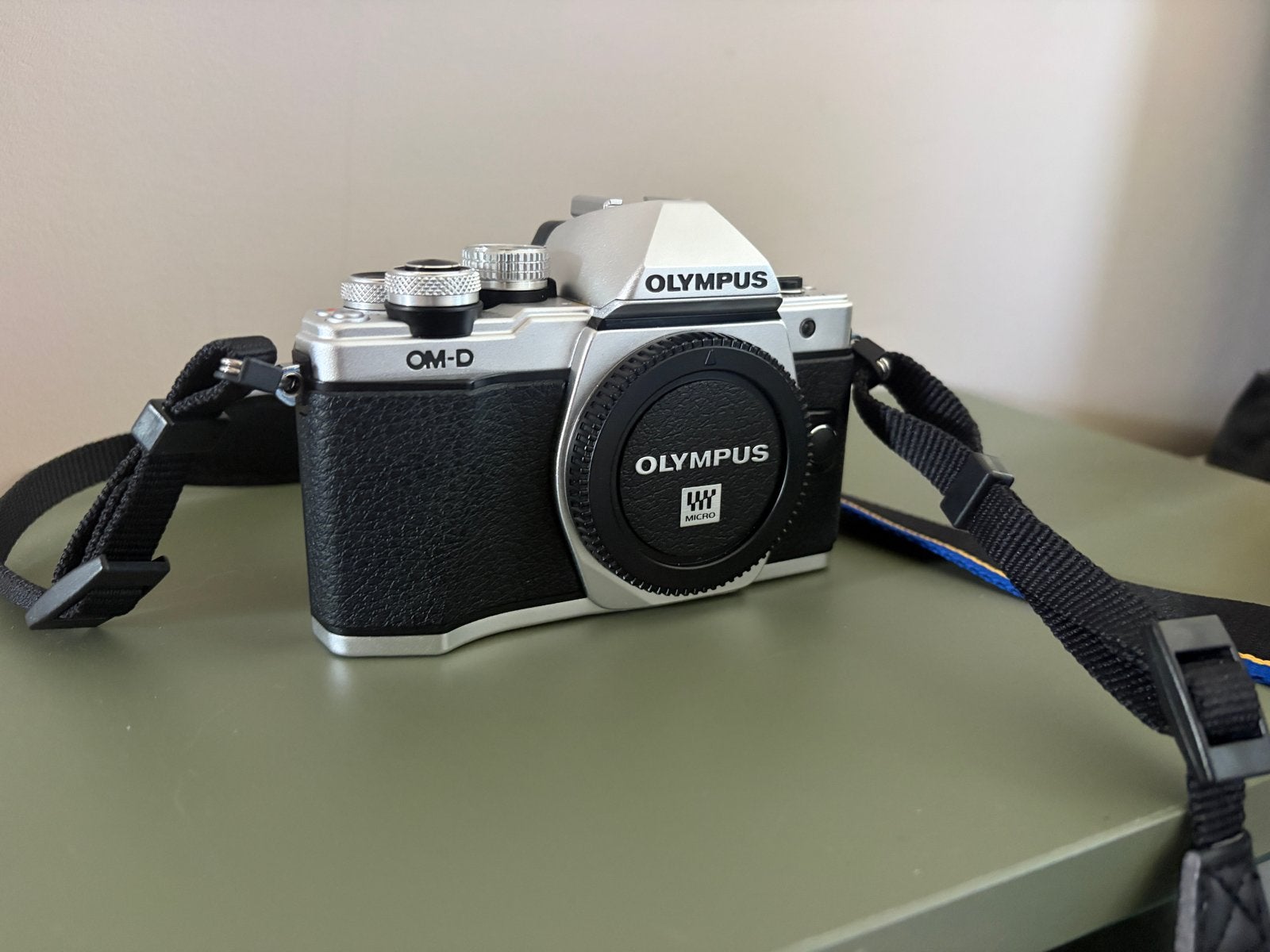 Olympus OM-D E-M10 Mark II systeemcamera met lens en tas, Audio, Tv en Foto, Fotocamera's Digitaal, Ophalen of Verzenden, Zo goed als nieuw