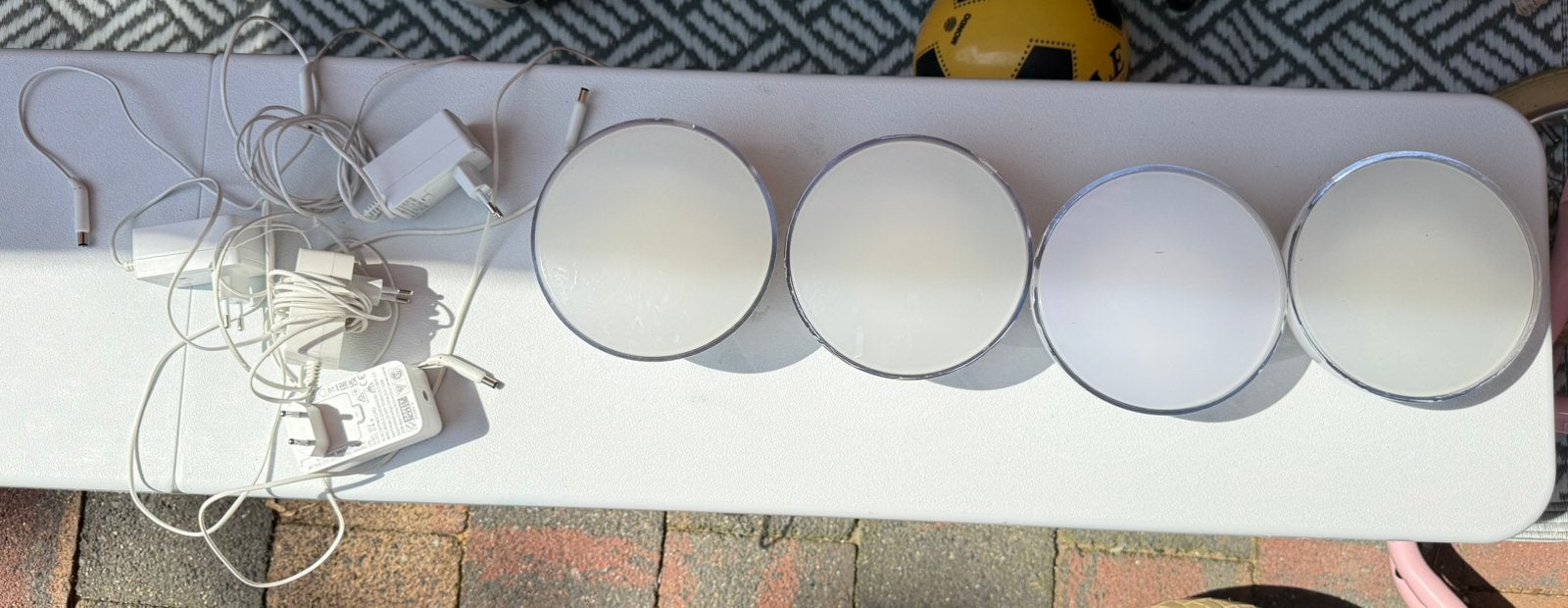 4x Philips LivingColors / Hue Bloom sfeerlampen + adapters, Huis en Inrichting, Ophalen, Zo goed als nieuw