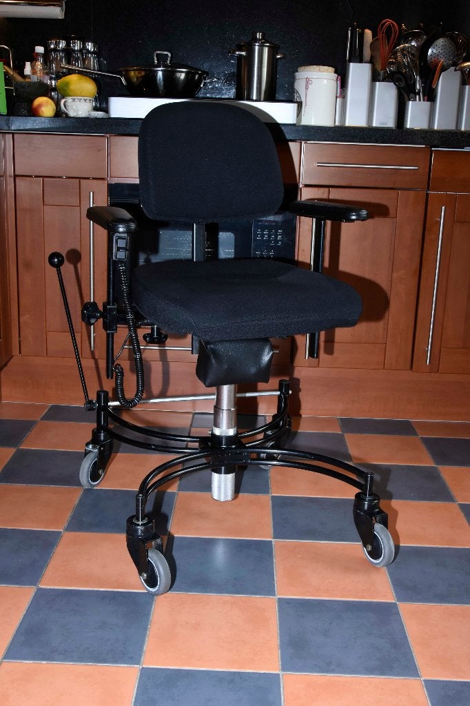 Zeer mooie elektrische Workchair Trippelstoel (als nieuw), Ophalen, Zo goed als nieuw