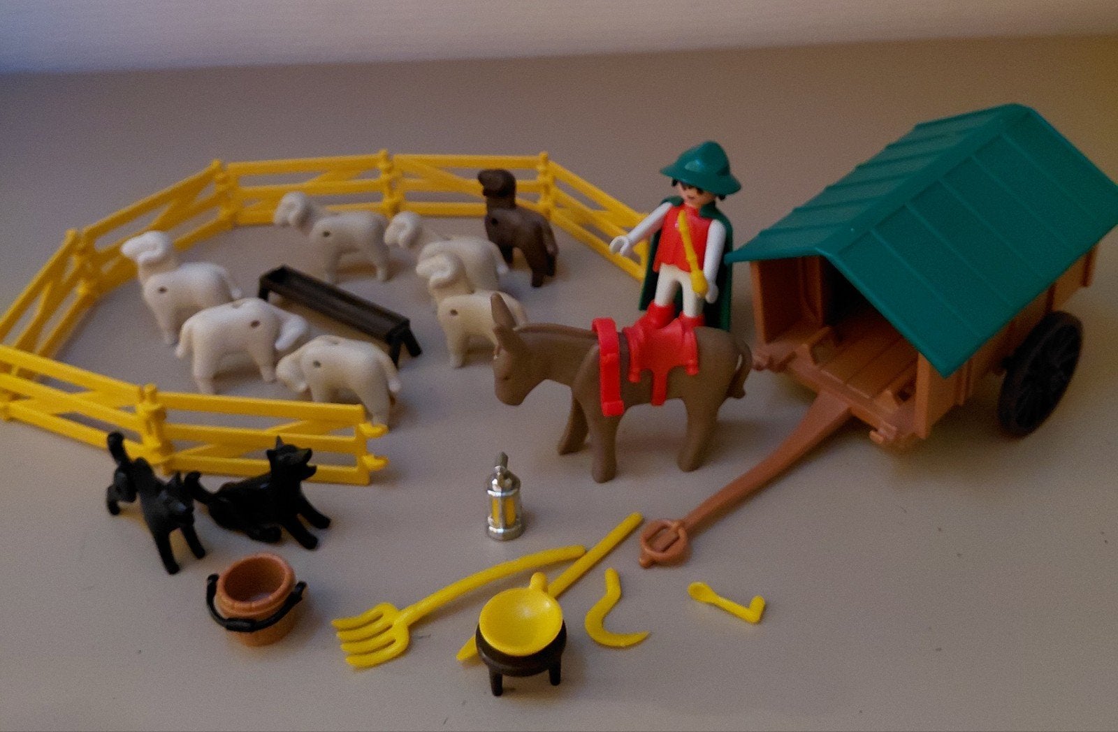 Oud playmobil herder met schapen 3412, Ophalen of Verzenden