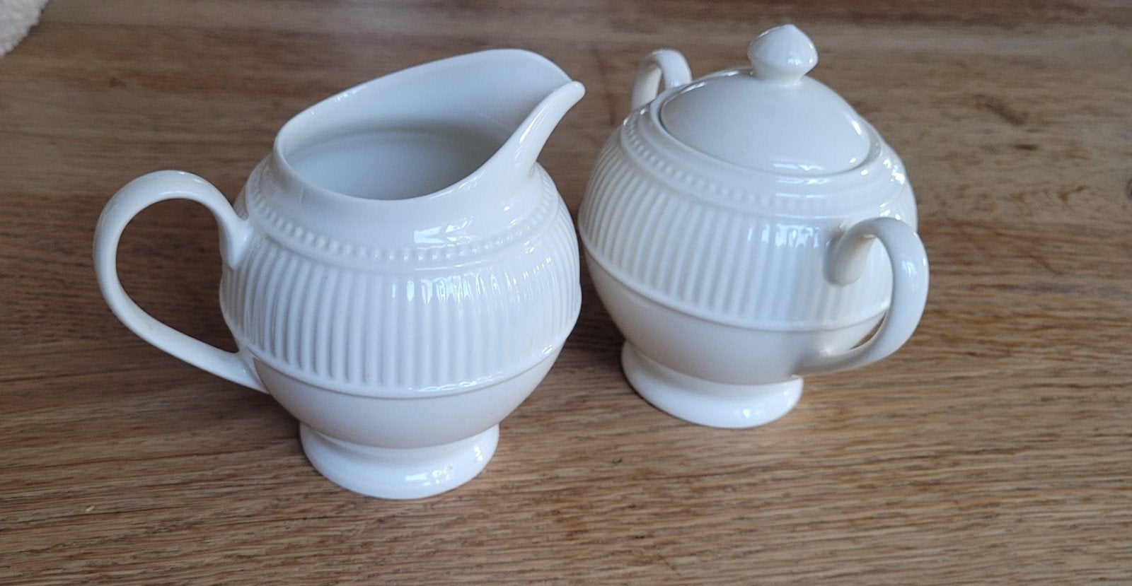 wedgwood edme suikerpot melkkannetje zgan, Huis en Inrichting, Klassiek, Overige typen, Ophalen of Verzenden, Zo goed als nieuw