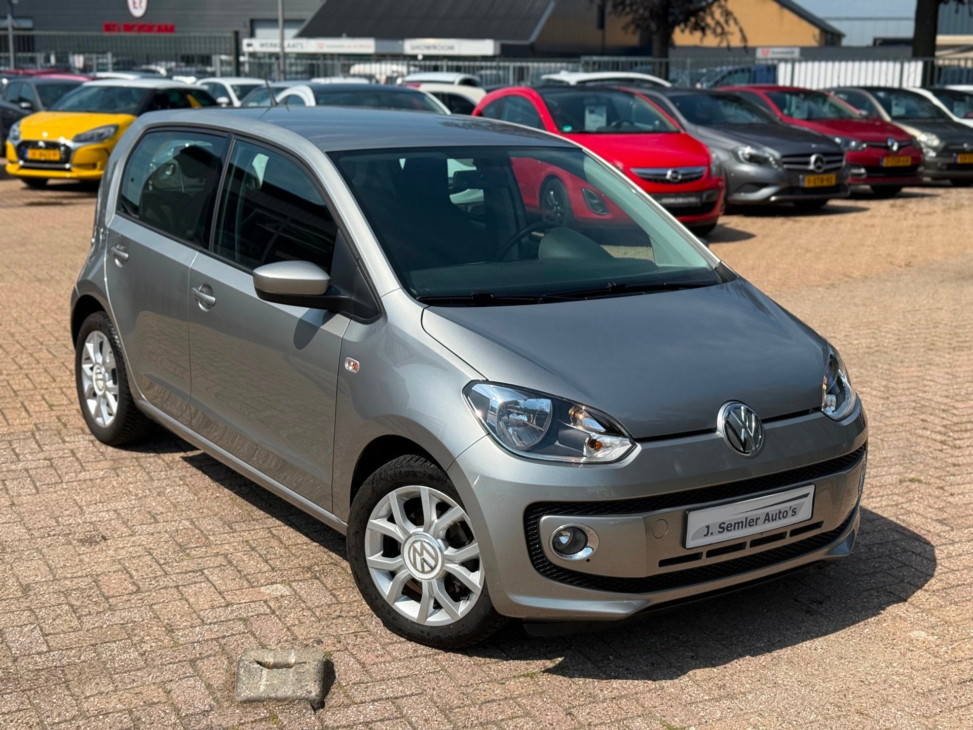 Volkswagen Up! 1.0 high up! BlueMotion AIRCO 28.000 KM ! BOE, Auto's, Volkswagen, Voorwielaandrijving, Euro 5, Gebruikt, Up!