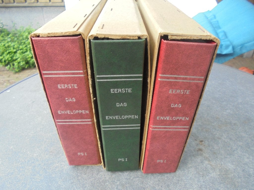 1. Denemarken.  Partij blanco FDC"S in 3 kl albums. KOOPJE, Postzegels en Munten, Postzegels | Volle albums en Verzamelingen, Ophalen of Verzenden