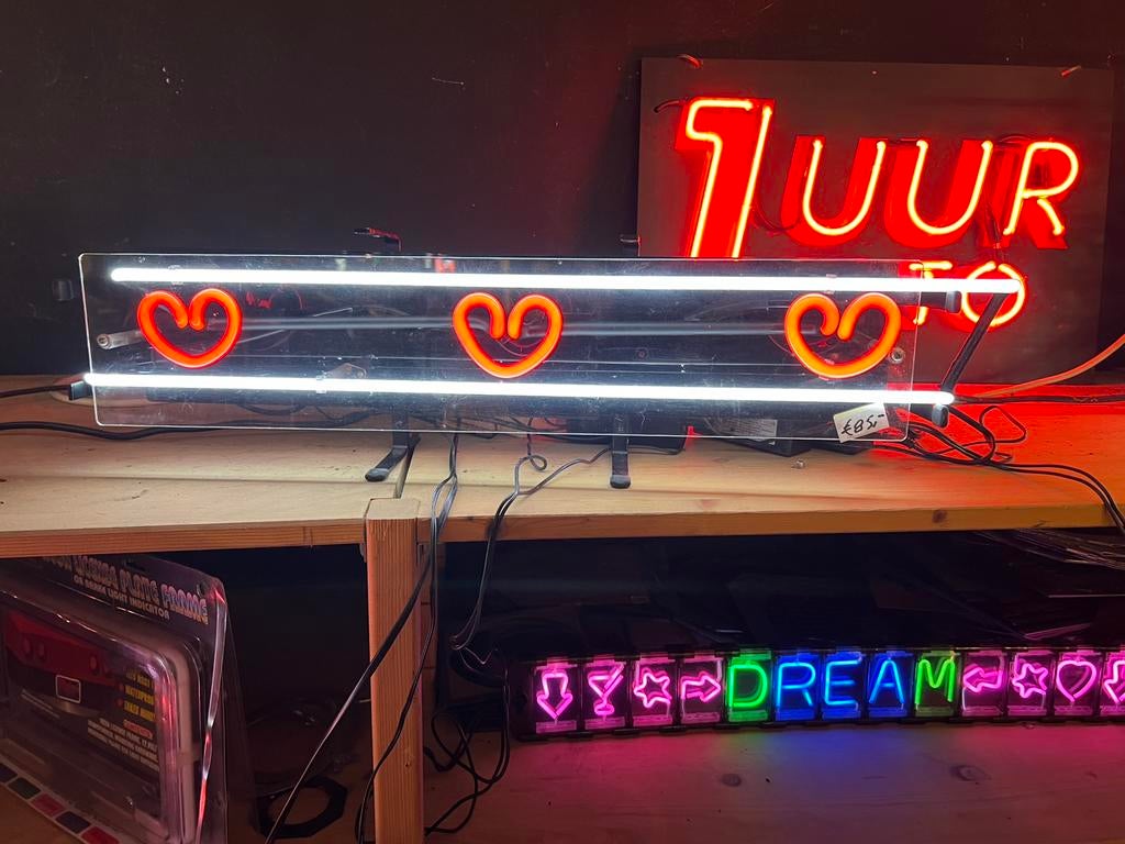 Neon (pompeblêden), Ophalen, Zo goed als nieuw, Lichtbak of (neon) lamp