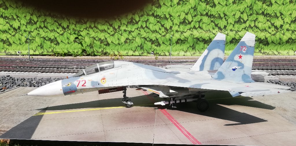 Sukhoi Su-27 Trumpeter schaal 1/32, Overige merken, Ophalen of Verzenden, Zo goed als nieuw, Groter dan 1:72