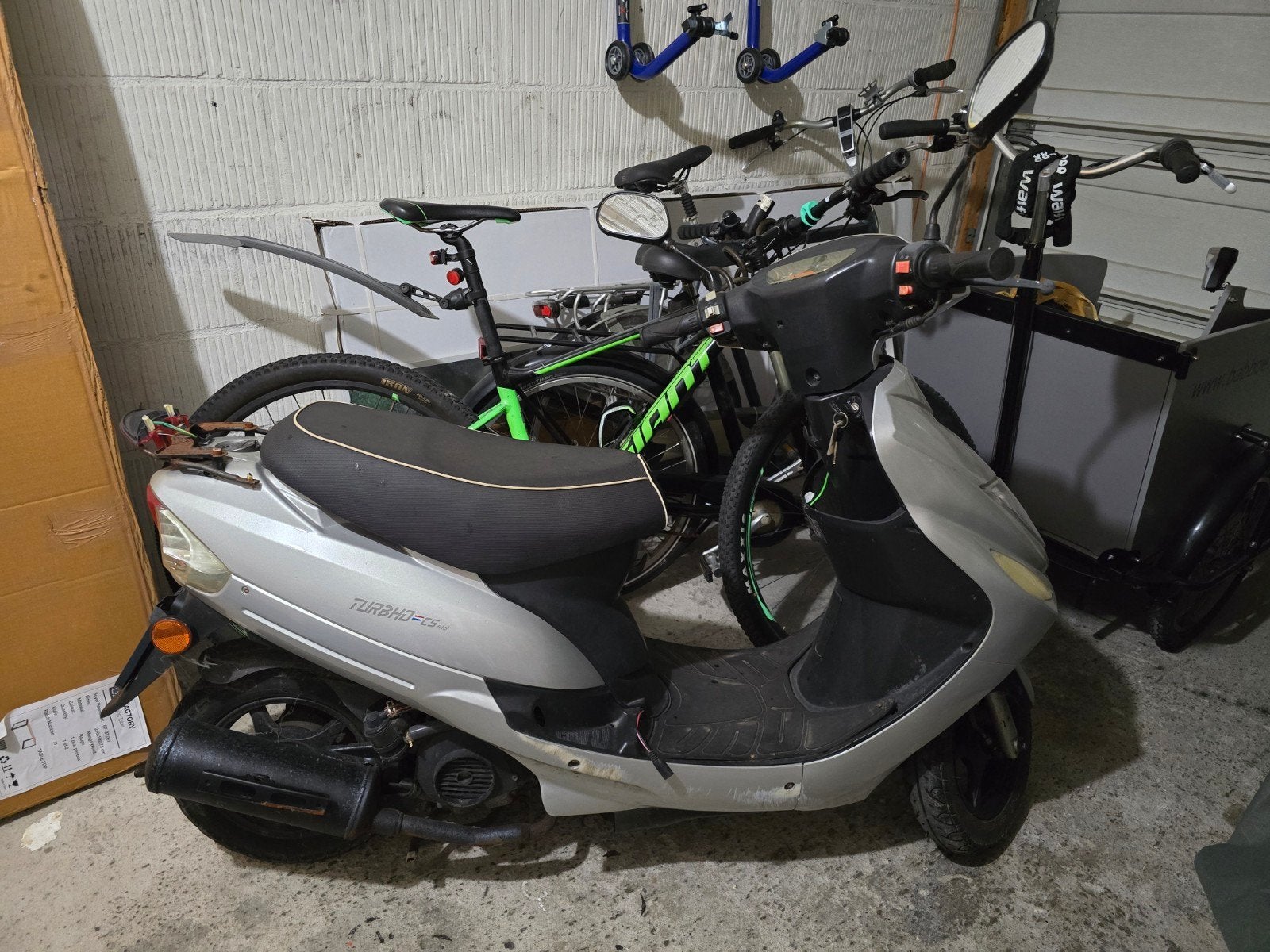 Turbho scooter met blauw kenteken - Bieden naar waarde, Ophalen, Gebruikt, Benzine, Overige merken