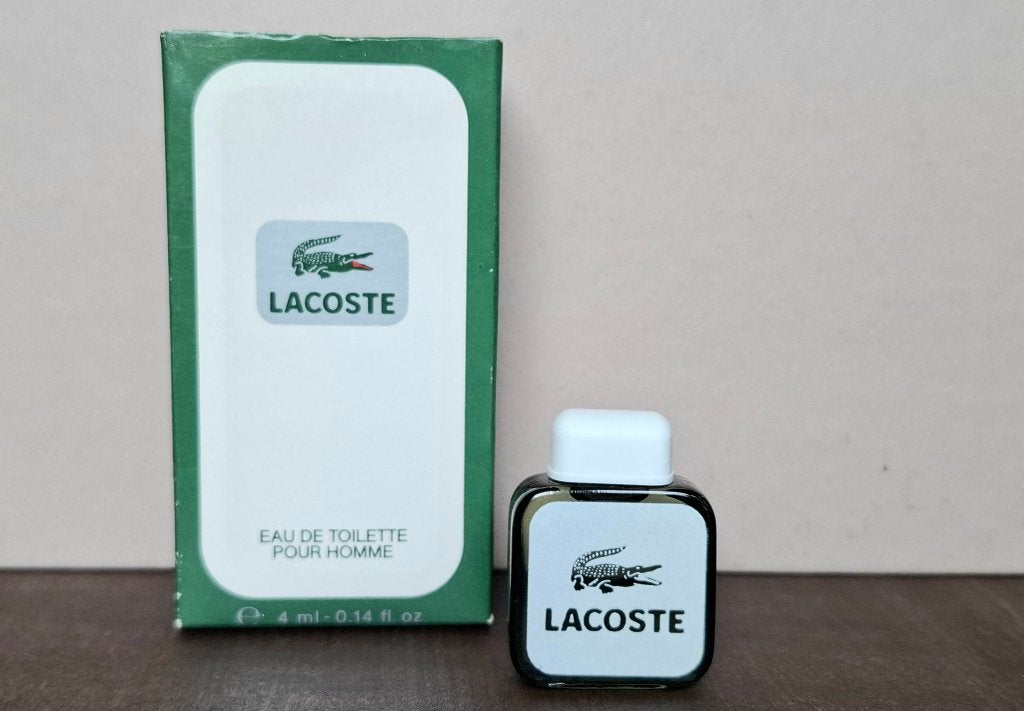 Lacoste vintage parfum miniatuur 4ML, Ophalen of Verzenden, Zo goed als nieuw, Miniatuur, Gevuld