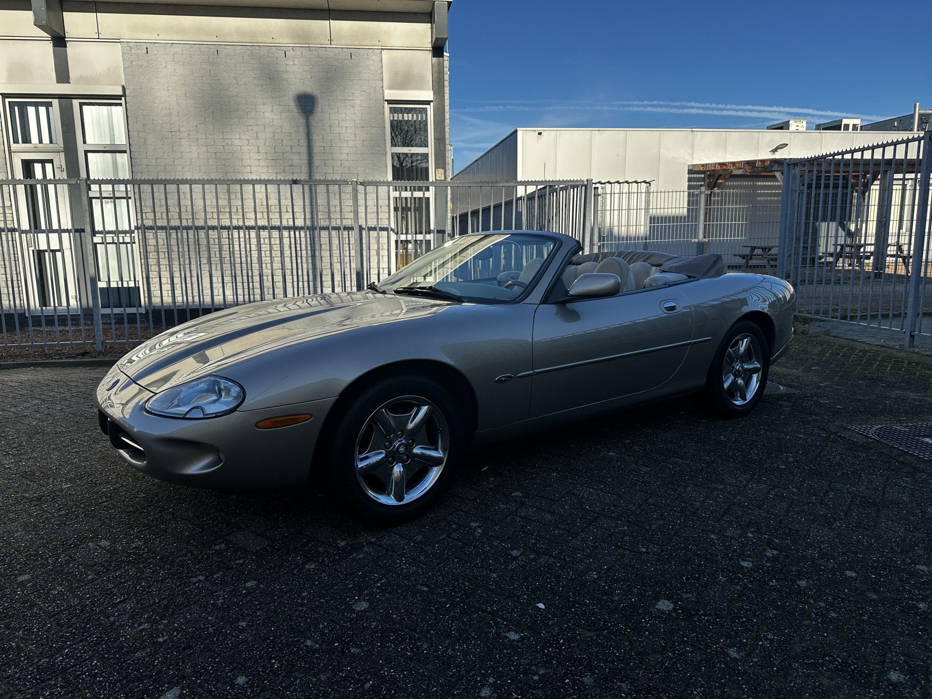 Jaguar XK8 4.0 V8 Convertible (bj 1997, automaat), foto 4