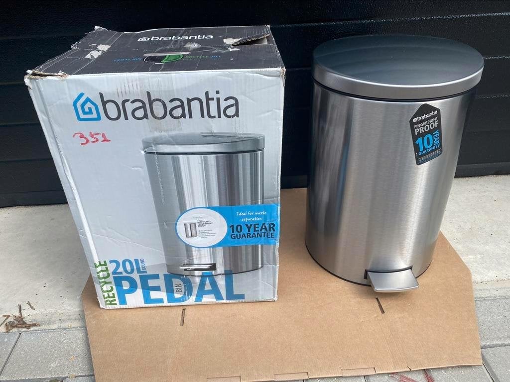 Brabantia Pedaalemmer Met Bio-Bakje Mat RVS ffp 20L nieuw, Met pedaal, Nieuw, Ophalen of Verzenden, 20 tot 30 liter
