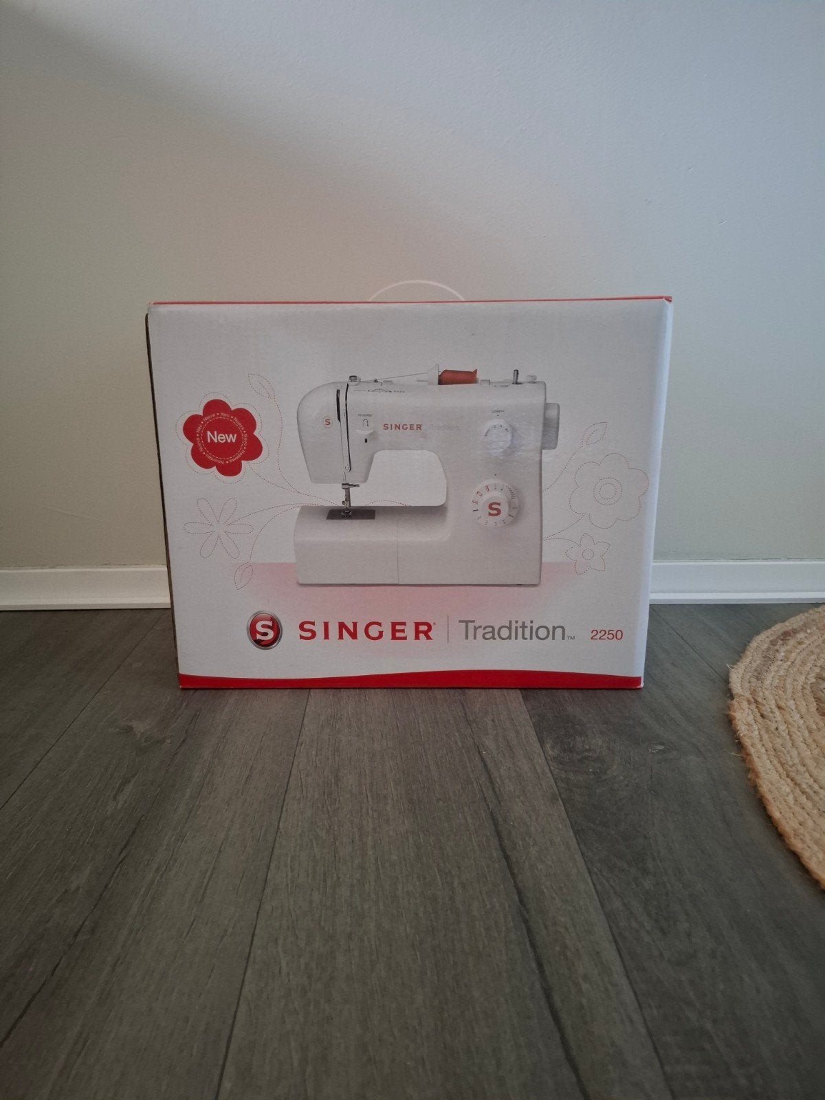 Nieuwe Singer Tradition 2250 Naaimachine in doos, Ophalen, Nieuw, Naaimachine, Singer