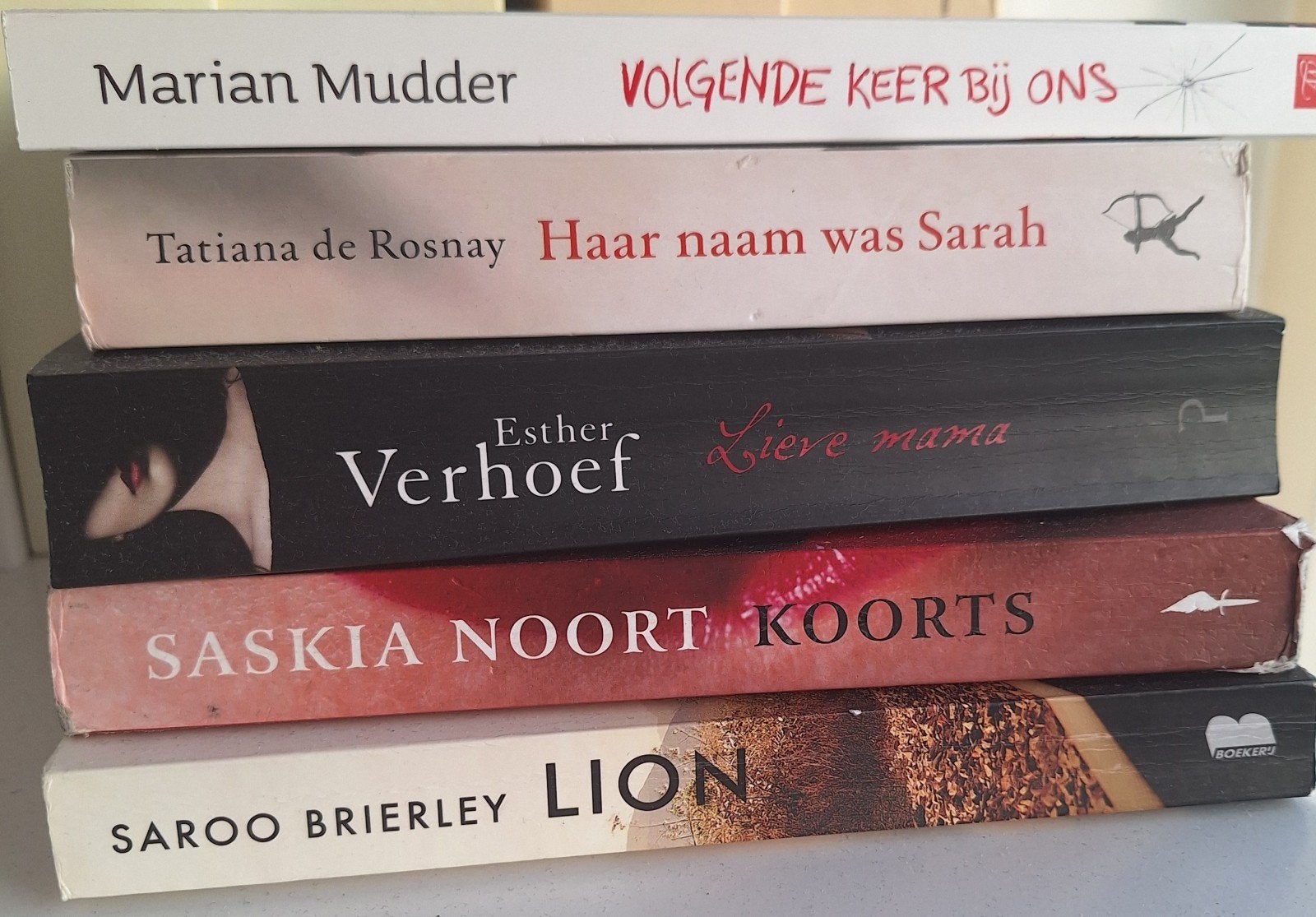 Boekenpakket: 5 romans, Ophalen of Verzenden, Gelezen, Nederland