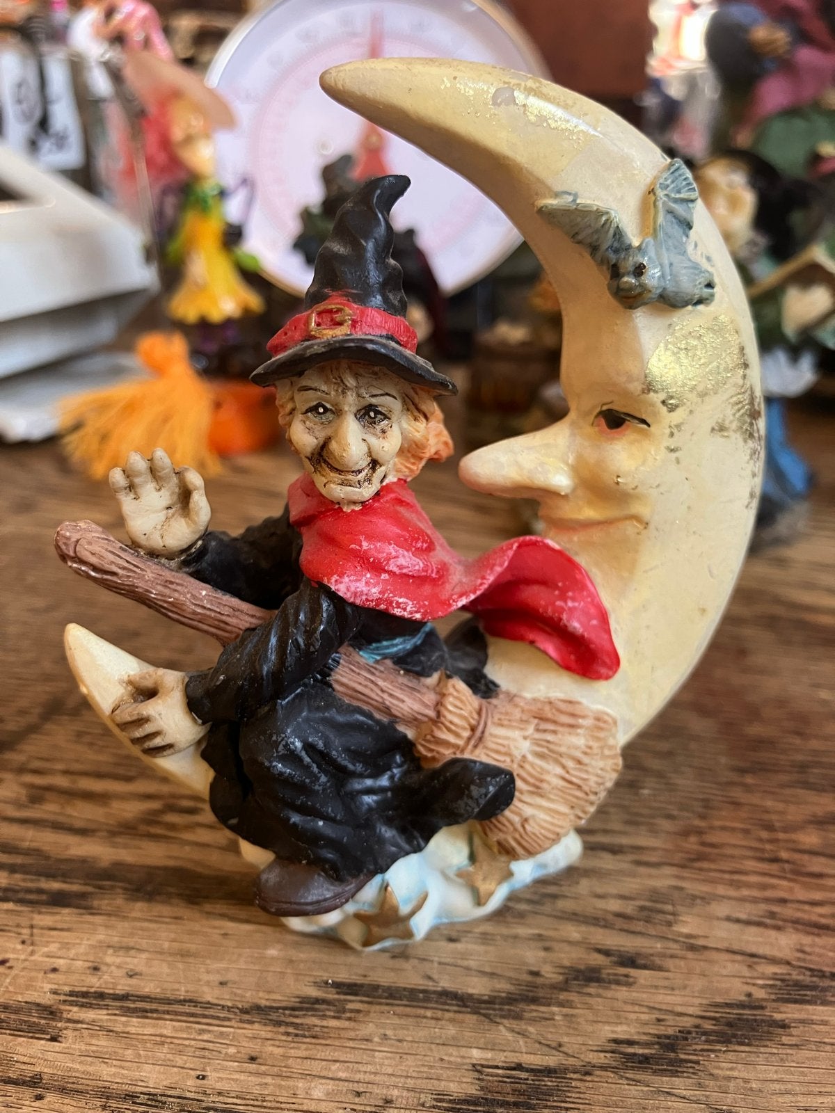 Heks op Maan Beeldje - Halloween Decoratie, Verzamelen, Poppetjes en Figuurtjes, Ophalen of Verzenden, Gebruikt