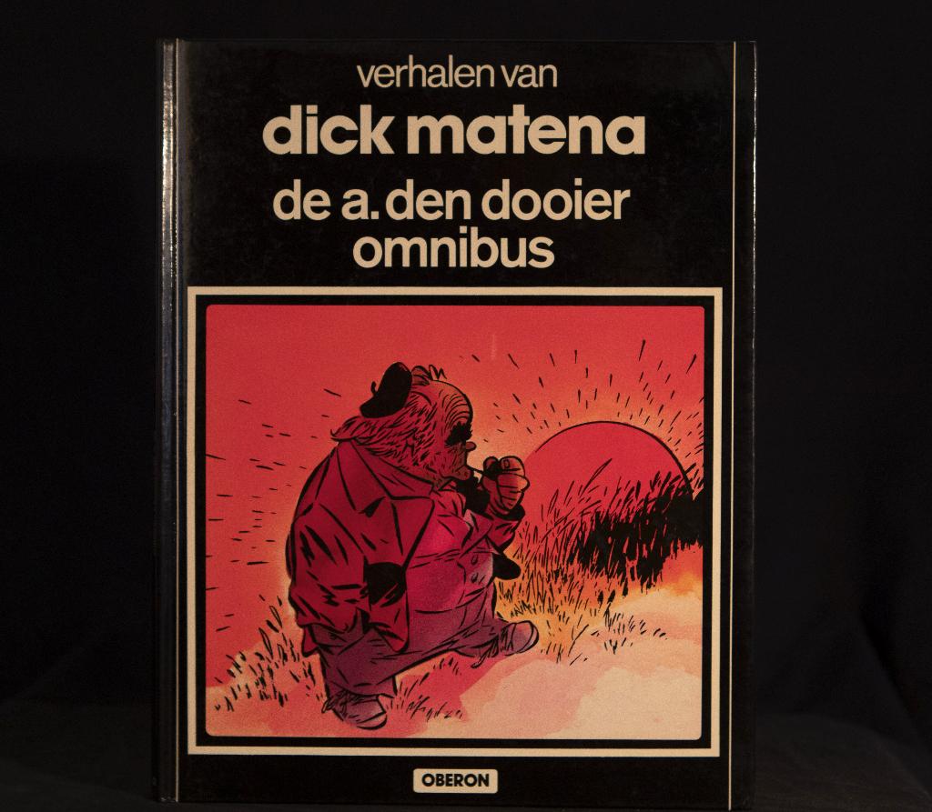 dick matena - de a. den dooier omnibus, Eén stripboek, Ophalen of Verzenden, Zo goed als nieuw, Dick Matena