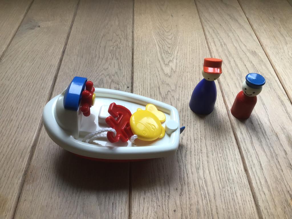 Bootje van Ambi Toys ( nieuwere versie denk ik ) popje met, Ophalen of Verzenden, Gebruikt, Overige typen