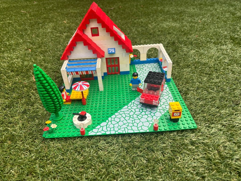 Lego 6374 Vintage Holiday Home, Kinderen en Baby's, Speelgoed | Duplo en Lego, Gebruikt, Overige thema's, Complete set, Inclusief minifiguren