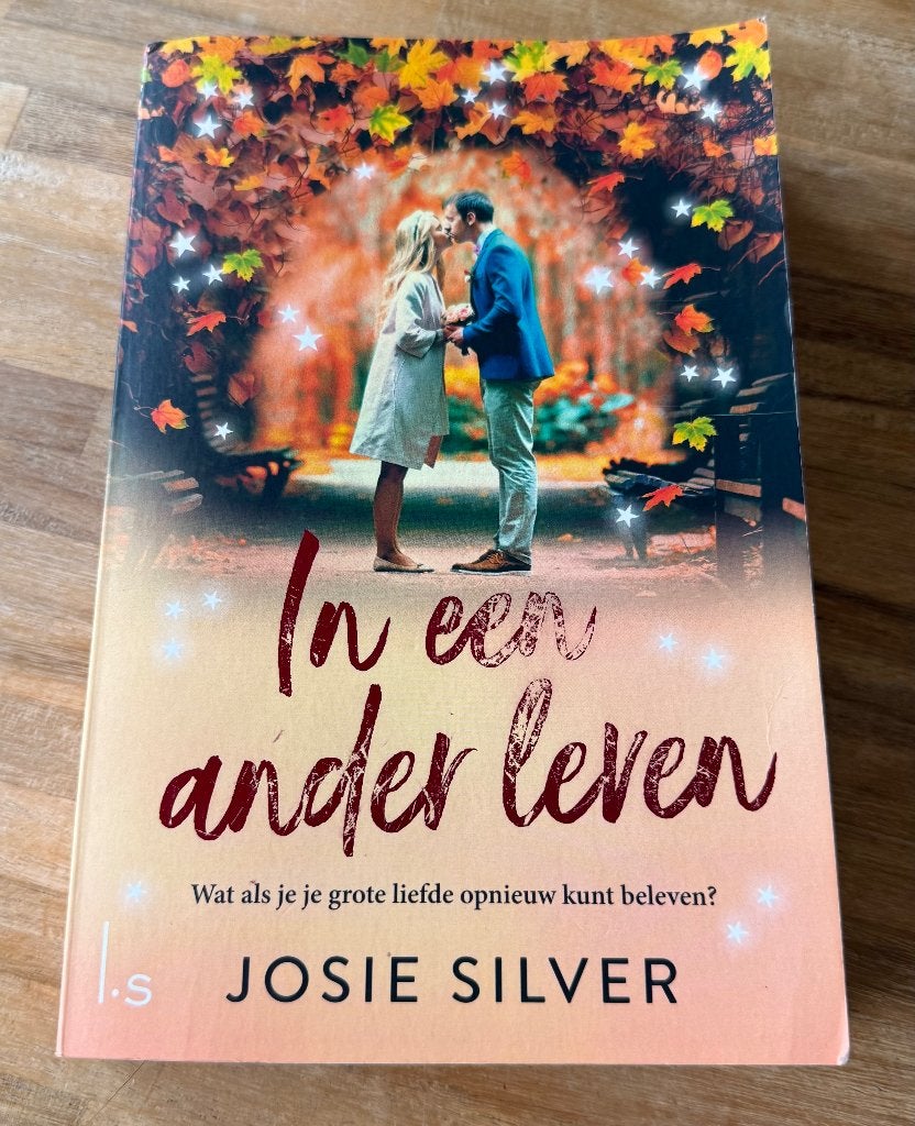 In een ander leven Josie Silver, Europa overig, Josie Silver, Ophalen of Verzenden, Zo goed als nieuw