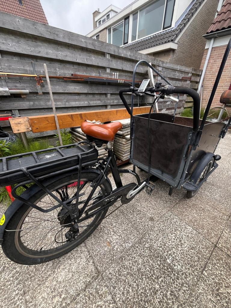 Troy bakfiets elektrisch, Ophalen of Verzenden, Zo goed als nieuw, 4 kinderen of meer