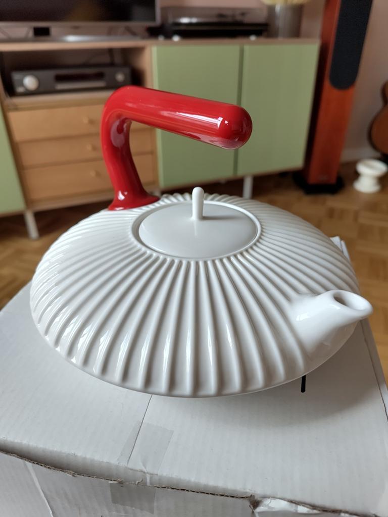 Theepot 'Handle with care' Richard Hutten, Ophalen of Verzenden, Zo goed als nieuw
