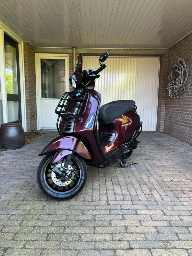 Vespa sprint 80cc 4t 2017 Brom, Fietsen en Brommers, Scooters | Vespa, Zo goed als nieuw, Overige modellen, Maximaal 45 km/u, Benzine