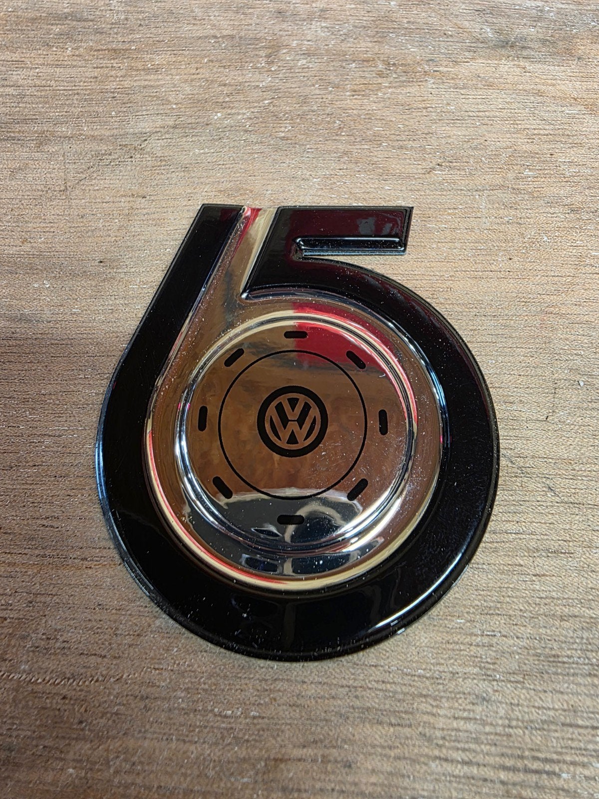 65 jaar VW Transporter embleem / logo, Ophalen of Verzenden