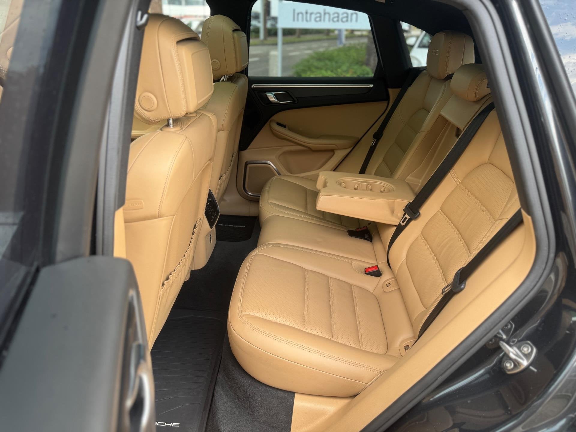 Foto 47 van Porsche Macan 3.0 GTS Burmester ACC Pano Cognac L Chrono Vol