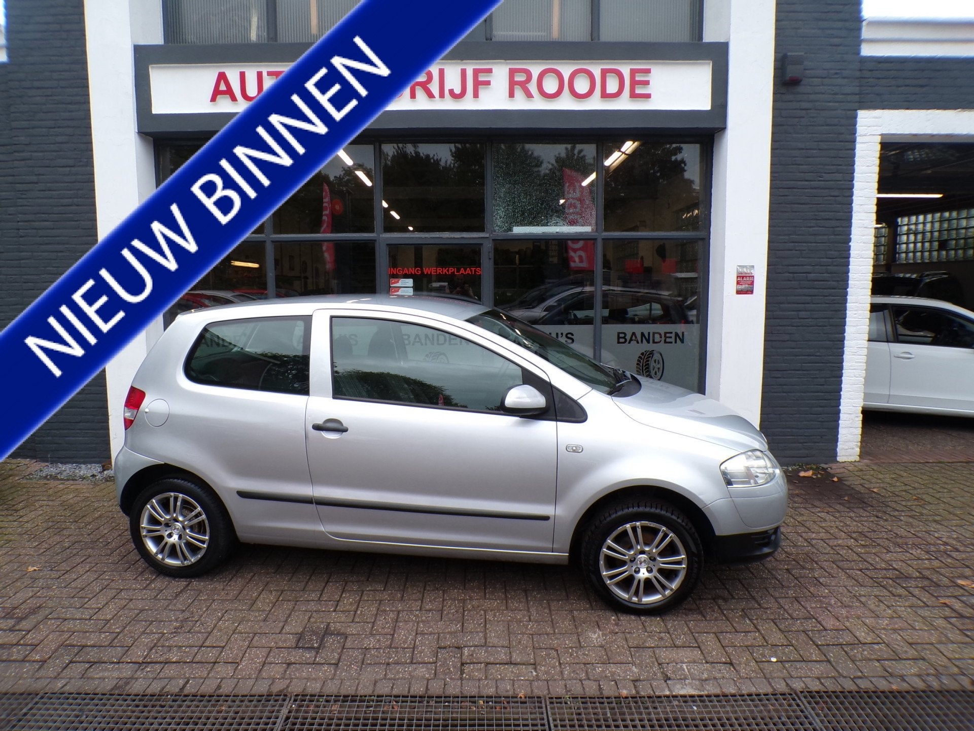 Volkswagen Fox 1.2 Trendline NIEUWE APK (bj 2007), Voorwielaandrijving, 4 stoelen, 1198 cc, 973 kg