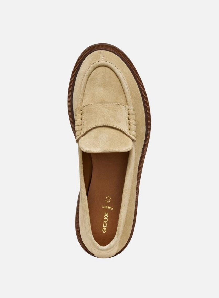 Loafers GEOX 39 helemaal nieuw, Kleding | Heren, Schoenen, Ophalen of Verzenden, Nieuw, Loafers
