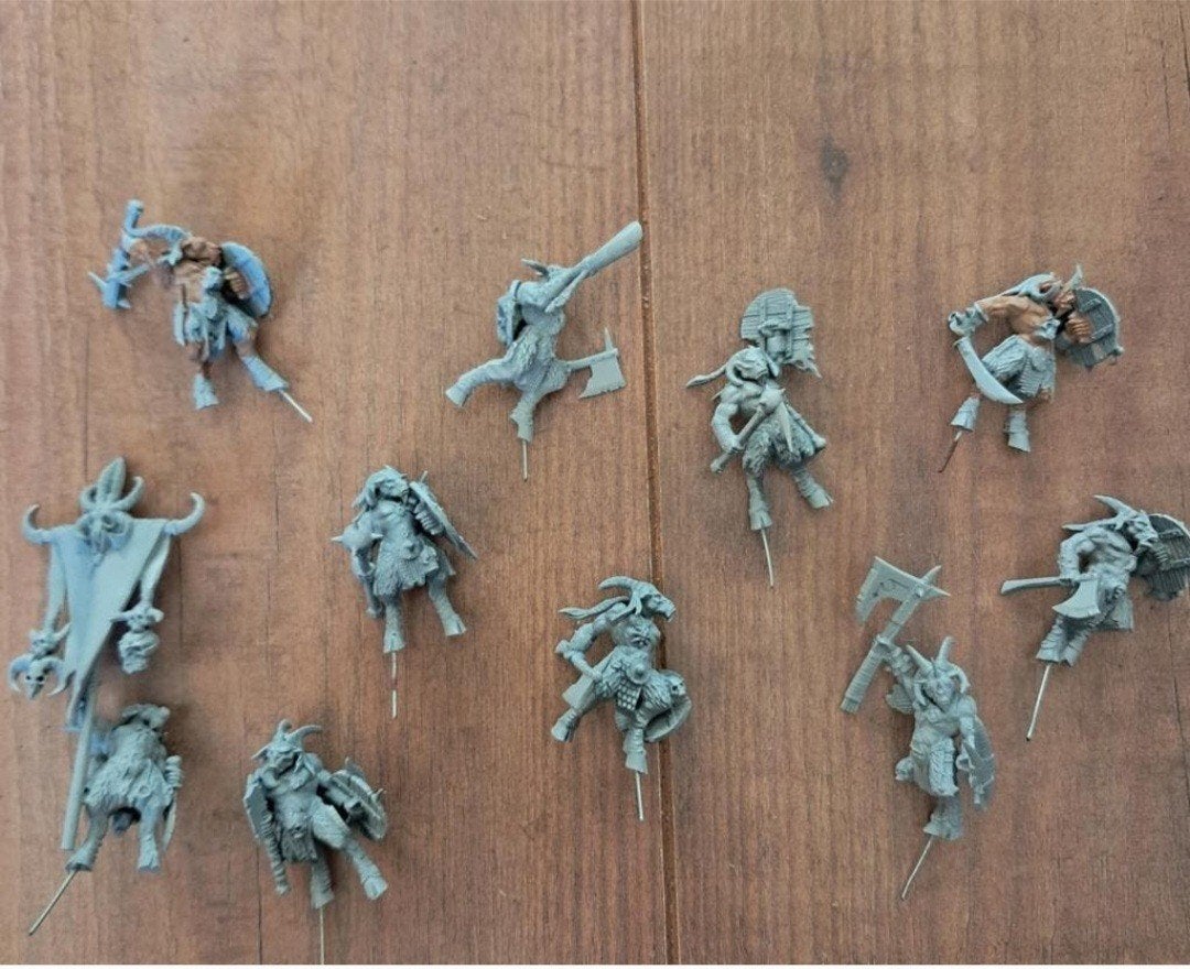 Warhammer The old world Fantasy miniaturen Beastmen Chaos, Ophalen of Verzenden, Zo goed als nieuw, Warhammer, Figuurtje(s)