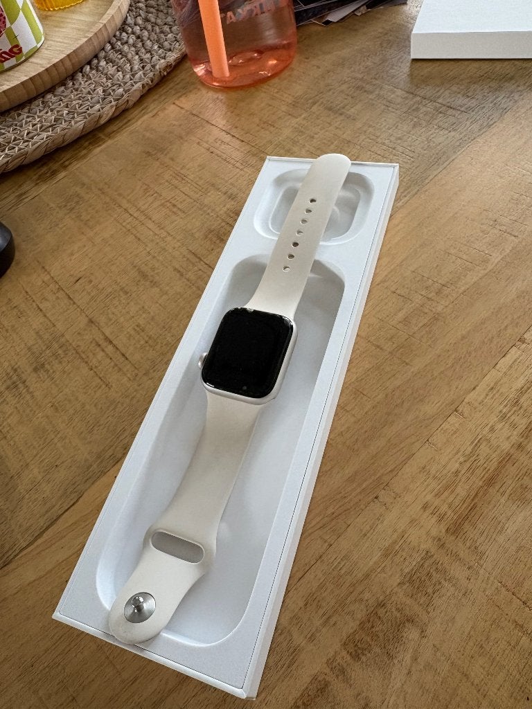 Apple Watch SE 3 40 mm, Sieraden, Tassen en Uiterlijk, Apple Watch ⌚️, Wit, IOS, Nieuw