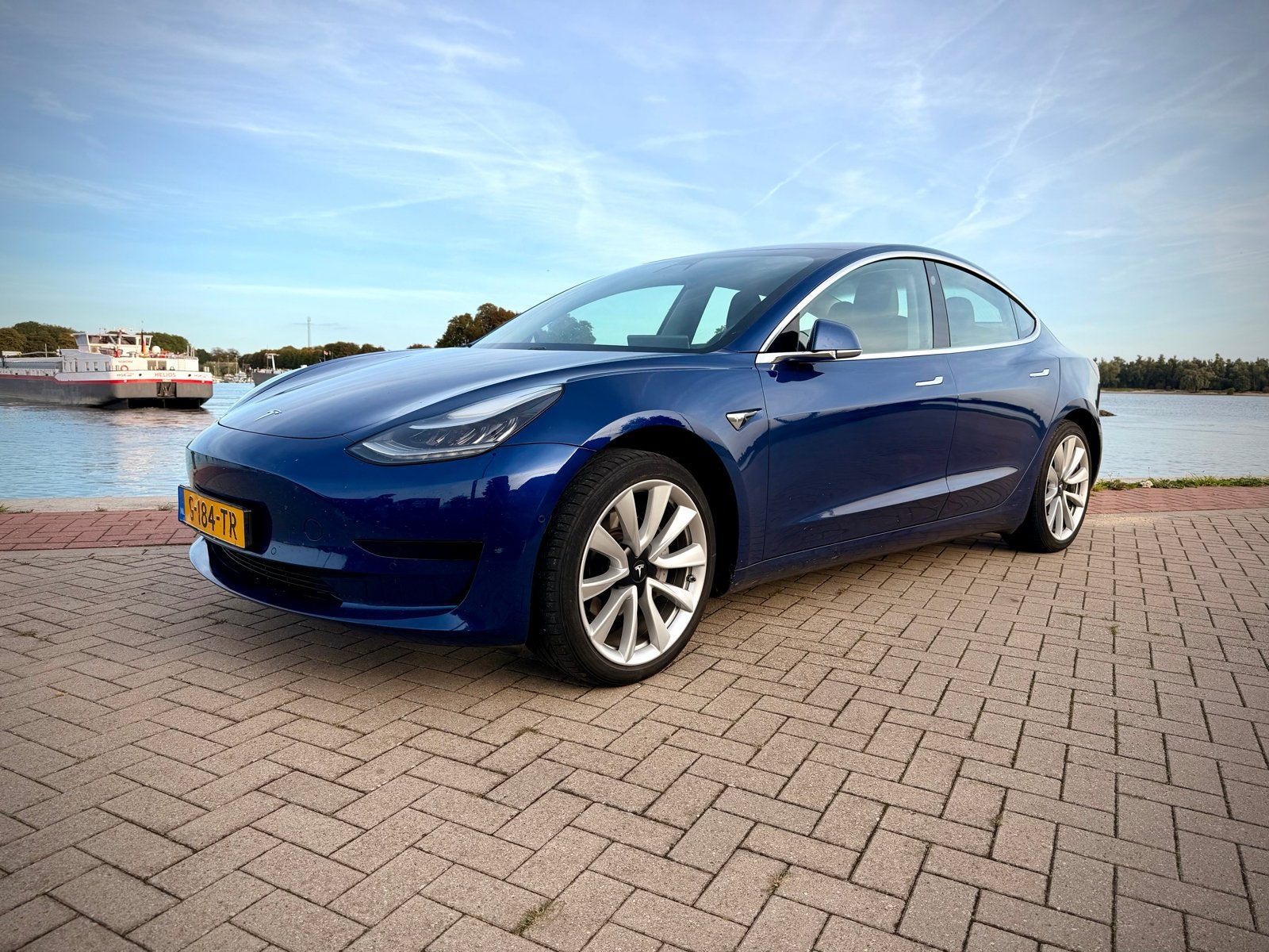 Tesla Model 3 2019 Blauw Standard range, Auto's, Automaat, Zwart, Blauw, Origineel Nederlands