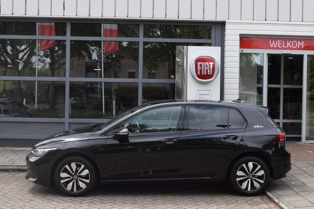 Volkswagen Golf 1.5 eTSI Goal|ACC|Sfeer|Carplay|Stuur+stoelv, Auto's, Volkswagen, Stof, 116 pk, Zwart, Bedrijf