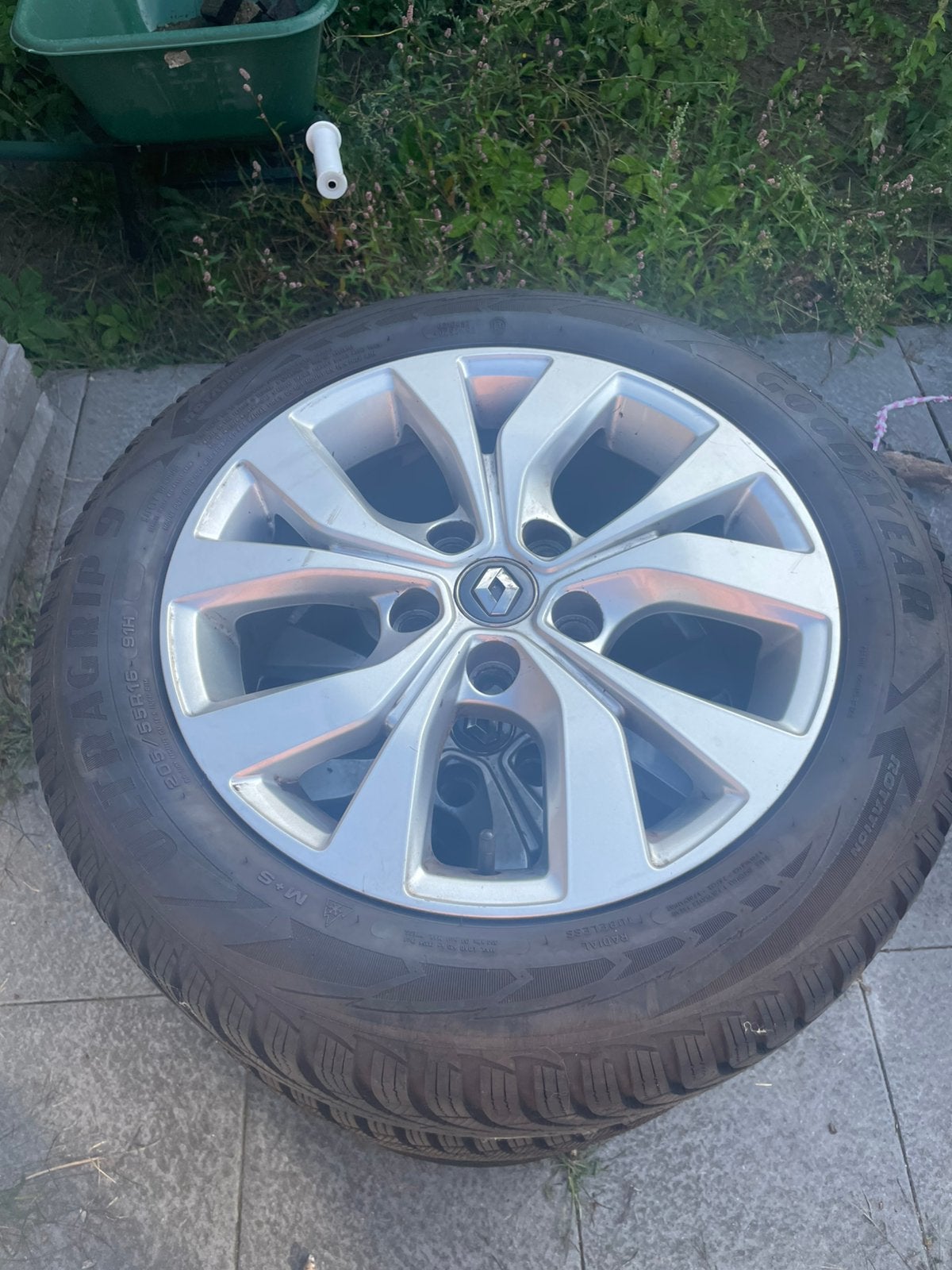 Originele Renault velgen met bijna nieuwe winterbanden, Ophalen, Gebruikt, Velg(en), 16 inch