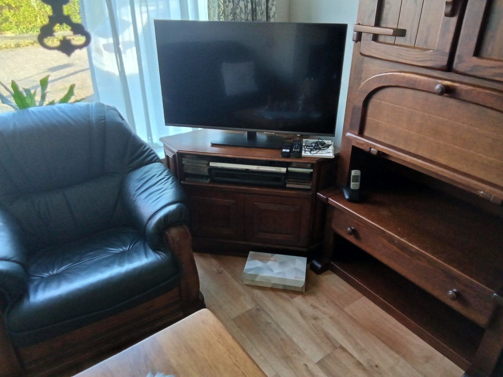 Hoek Televisie Kast - Donker Eiken, 100 cm Breed, Gebruikt, 100 tot 150 cm, Eikenhout, Ophalen of Verzenden