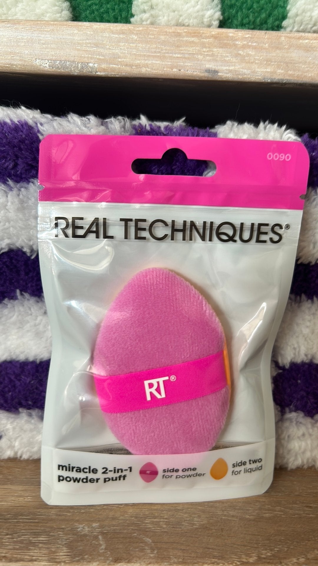 Real techniques miracle 2-in-1 powder puff, Verzenden, Nieuw, Overige kleuren, Gehele gezicht