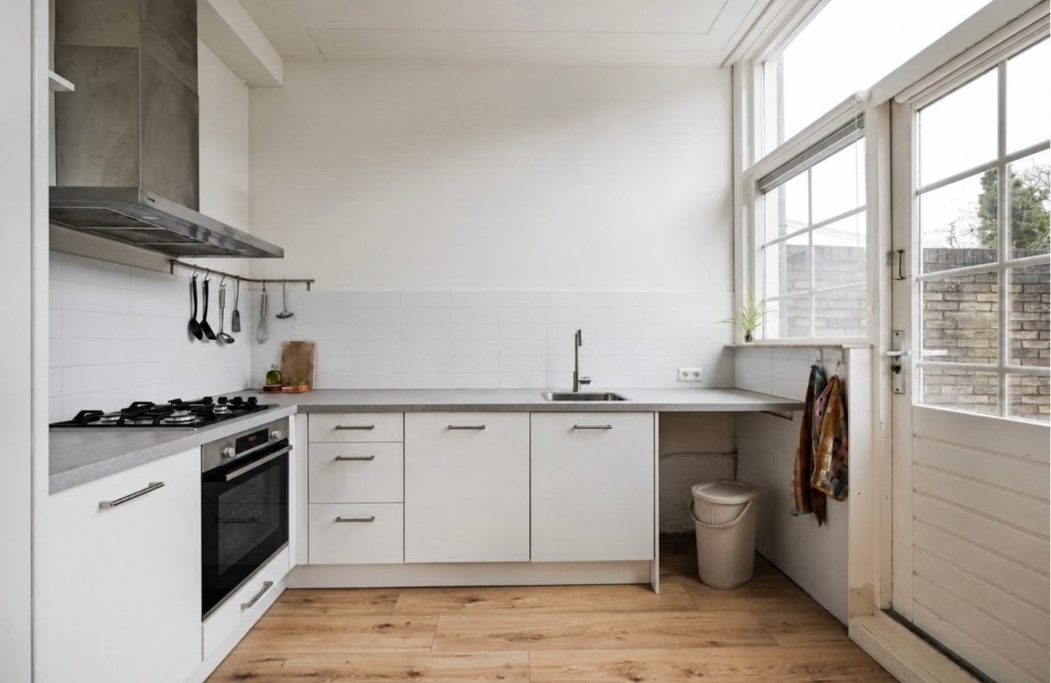 Complete witte keuken (2021) in apparatuur, snel ophalen