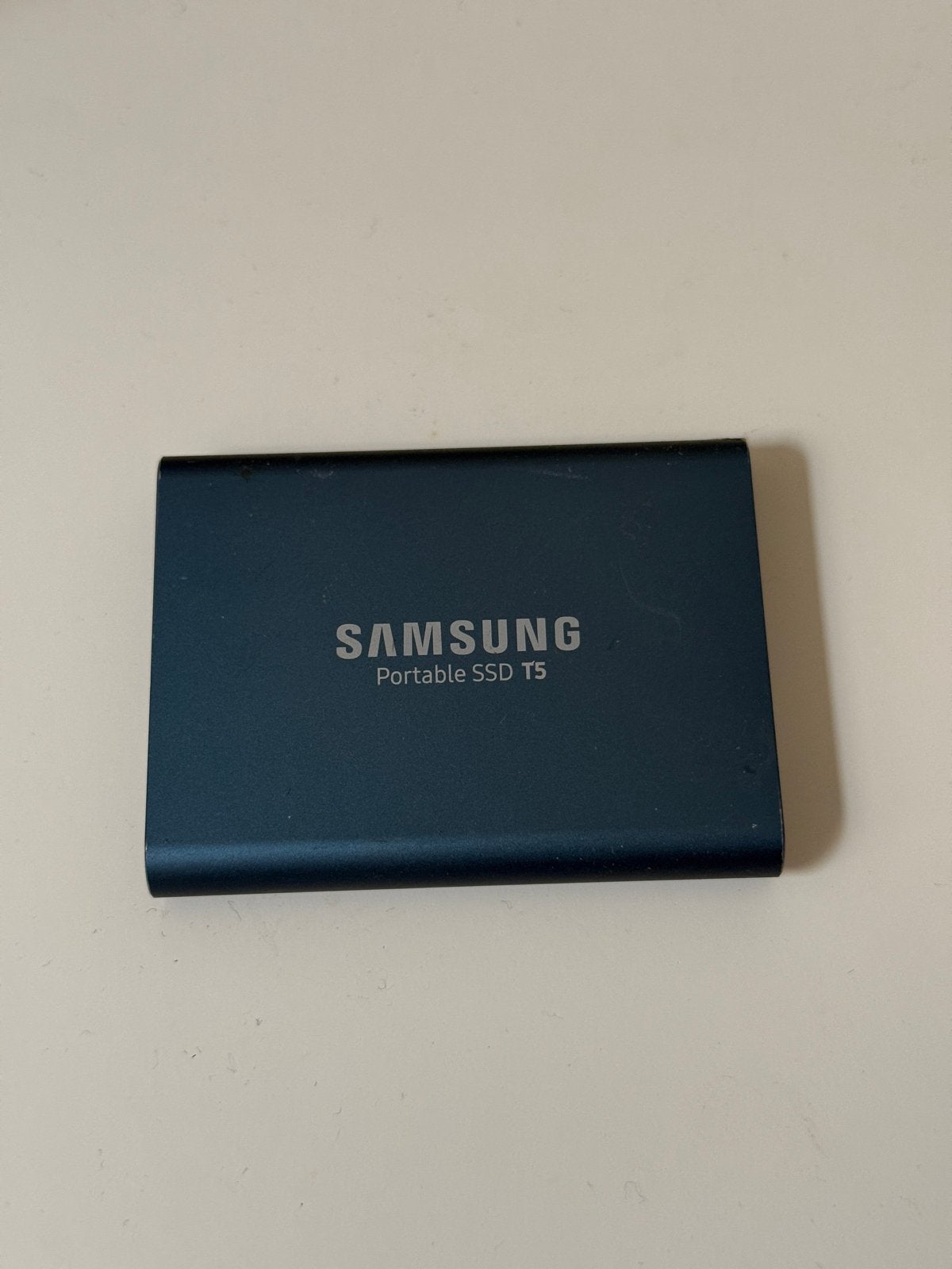 Samsung Portable SSD T5 500GB (3 stuks beschikbaar), Computers en Software, Server, SSD, Ophalen of Verzenden, Zo goed als nieuw