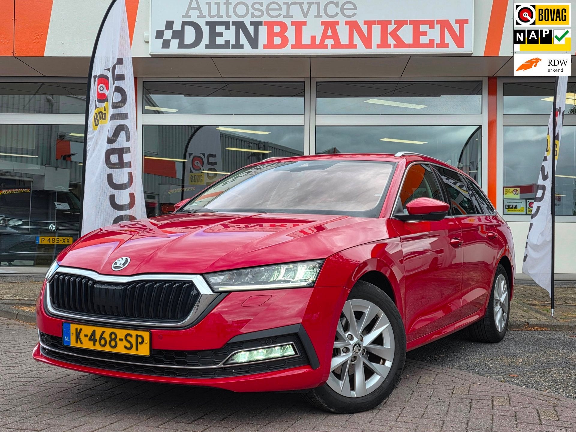 Skoda Octavia Combi 1.5 e-TSI Bns Edition Plus Automaat BJ.2, Auto's, Dealer onderhouden, Stof, Euro 6, 4 cilinders