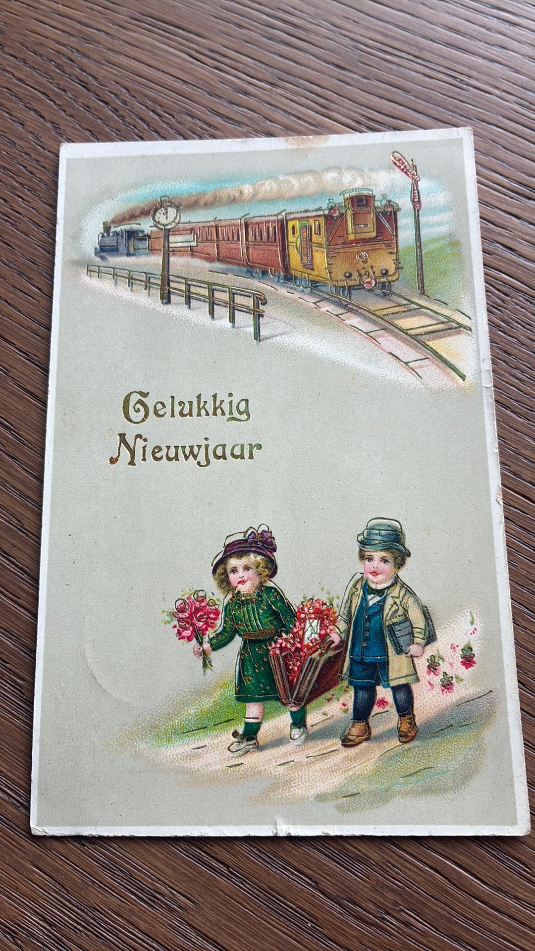 Nieuwjaar. Goudopdruk. Trein man/vrouw met koffer.1913, Ophalen of Verzenden, Voor 1920, Gelopen