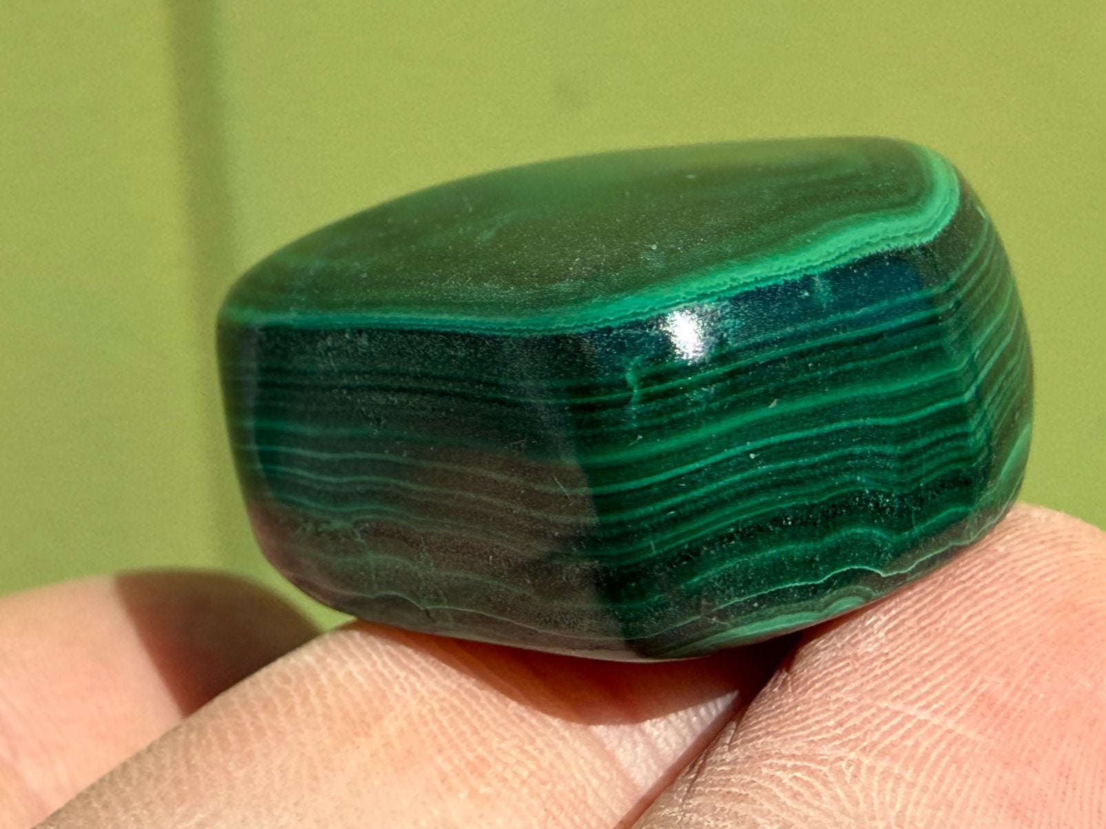Malachiet broekzaksteen mineralen edelstenen, Verzamelen, Mineralen en Fossielen, Ophalen of Verzenden, Mineraal