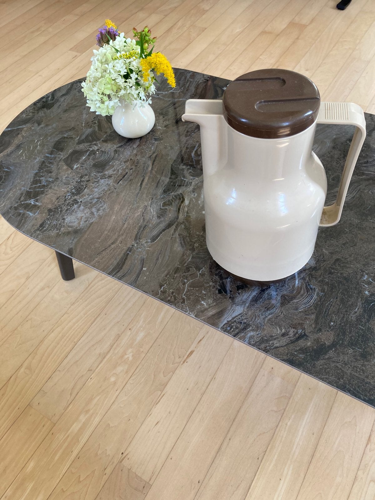 Retro thermoskan koffie/thee, Beige, Kunststof, Ophalen of Verzenden, Overige merken