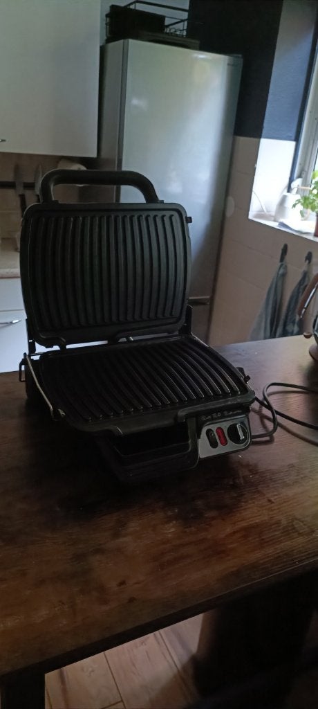 Tefal GC3060 Contactgrill – 2000W – Tosti, Panini & Grill, Ophalen, Uitneembare platen, Zo goed als nieuw